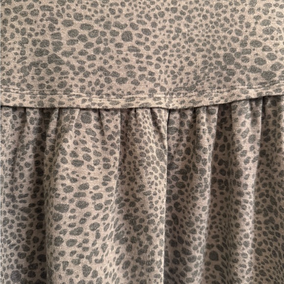 Chic Soul We Got The Party Babydoll Top in Charcoal Leopard - size 1X - Picture 2 of 6